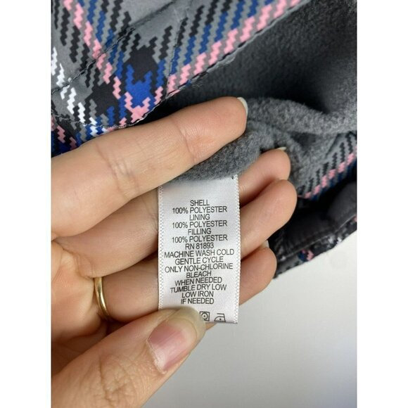 D&Co. Womens Quilted Vest Size XS Plaid Gray Pink Zip Up - Picture 4 of 7